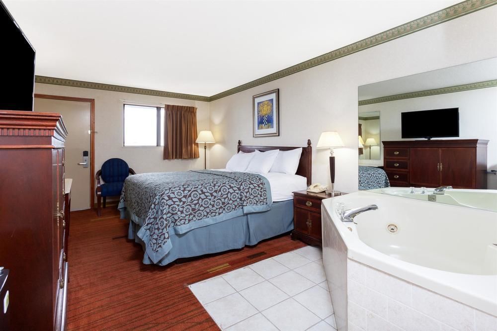 Days Inn By Wyndham Maumee/Toledo Exterior foto